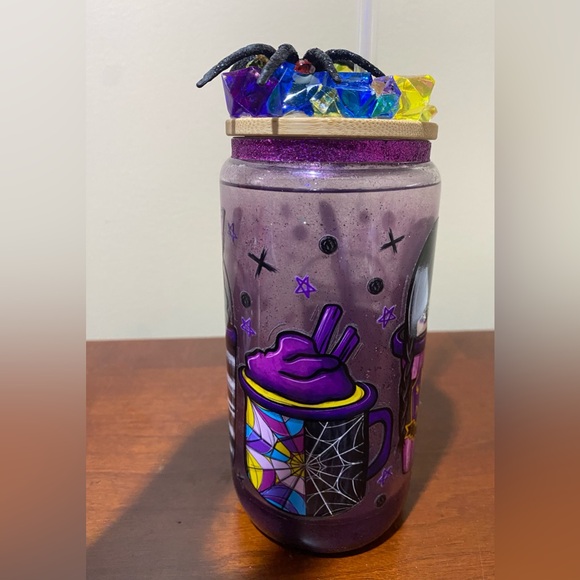 Wednesday Addams Liquid Glitter 16oz Glass Tumbler NWT Handmade - Picture 4 of 6